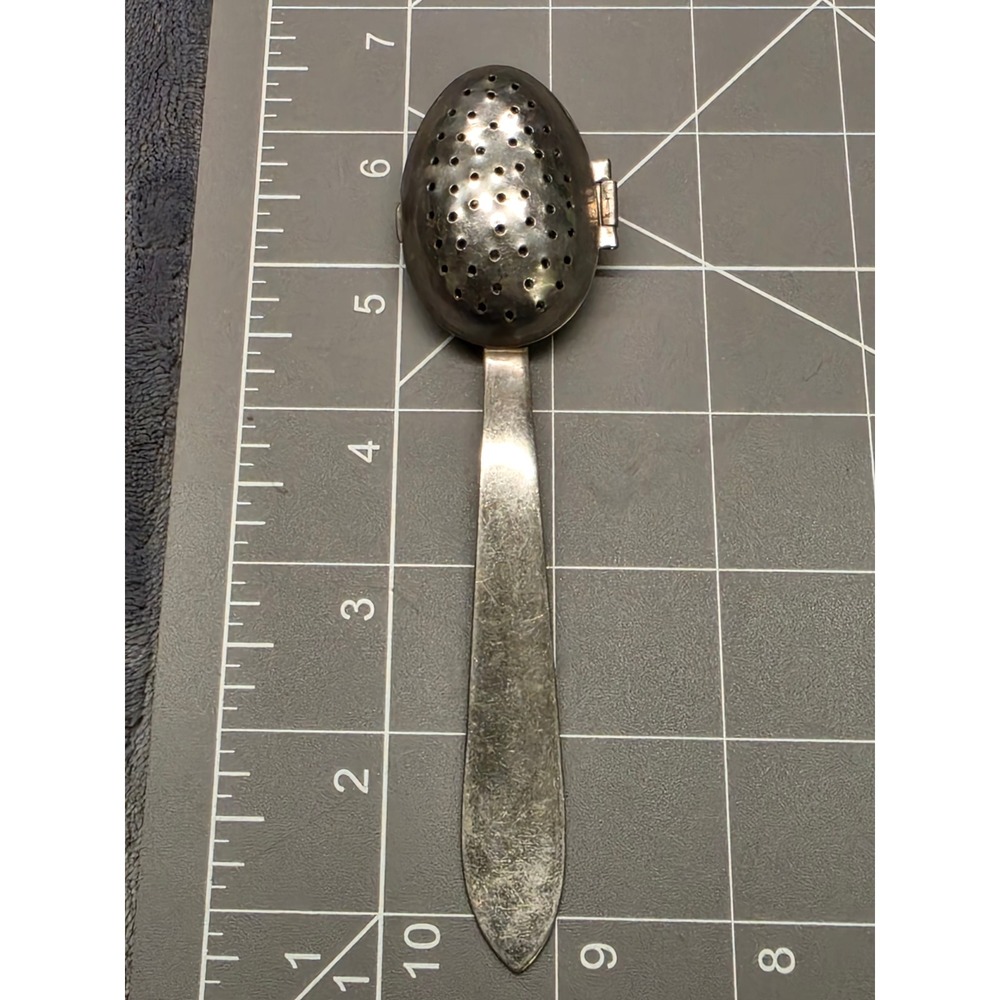 Vintage Silver Tone Metal Tea Infuser Spoon Hinged Perforated Loose Leaf Steeper